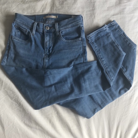 Levi’s 720 high rise super skinny jeans - Picture 3 of 9